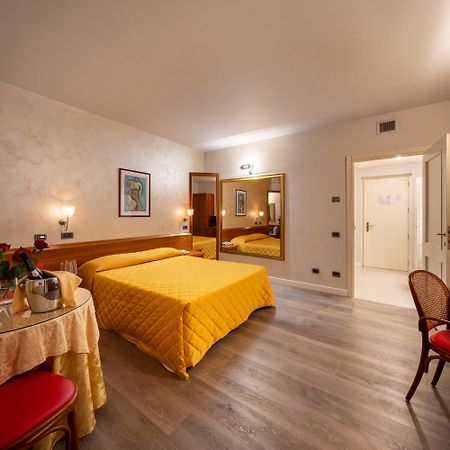 Hotel Motel Sporting Montodine Exterior photo