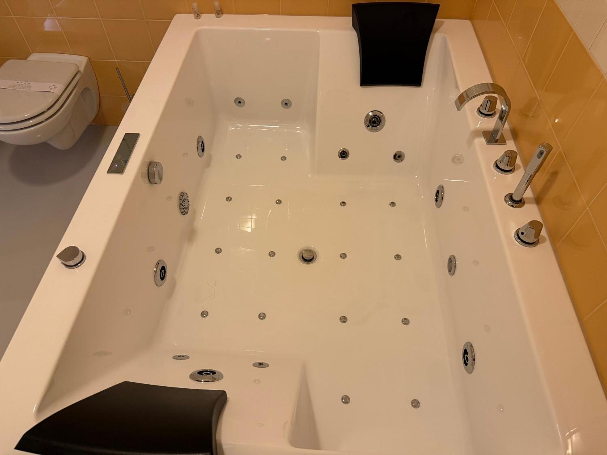 Hotel Motel Sporting Montodine Exterior photo